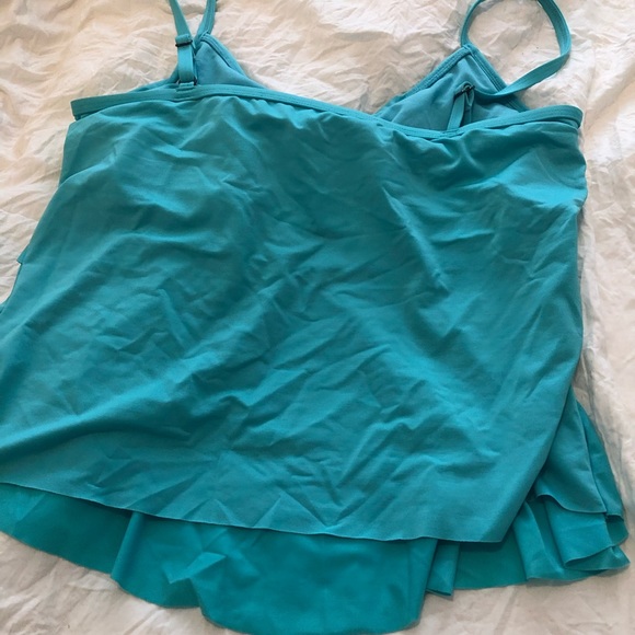 Kenneth Cole reaction swim top aqua size medium. - Picture 3 of 3